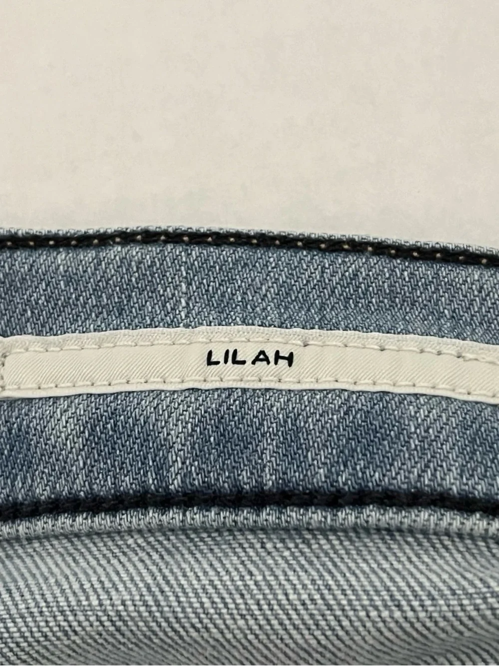 Citizens Of Humanity Aritzia Lilah Jeans High-rise Kick Flare Light Wash Size 29